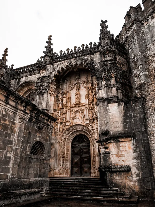 Immagine carosello senza testo alternativo